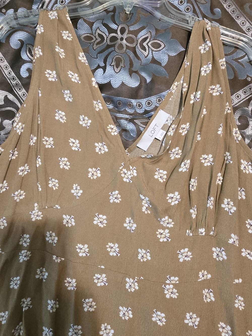 LOFT Tan Floral V-Neck Sleeveless Camisole